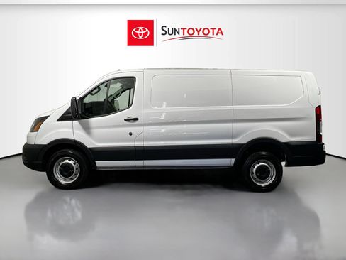 Used 2023 Ford Transit 250 Low Roof image 7