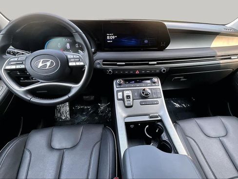 Used 2025 Hyundai Palisade SEL AWD/4WD image 16