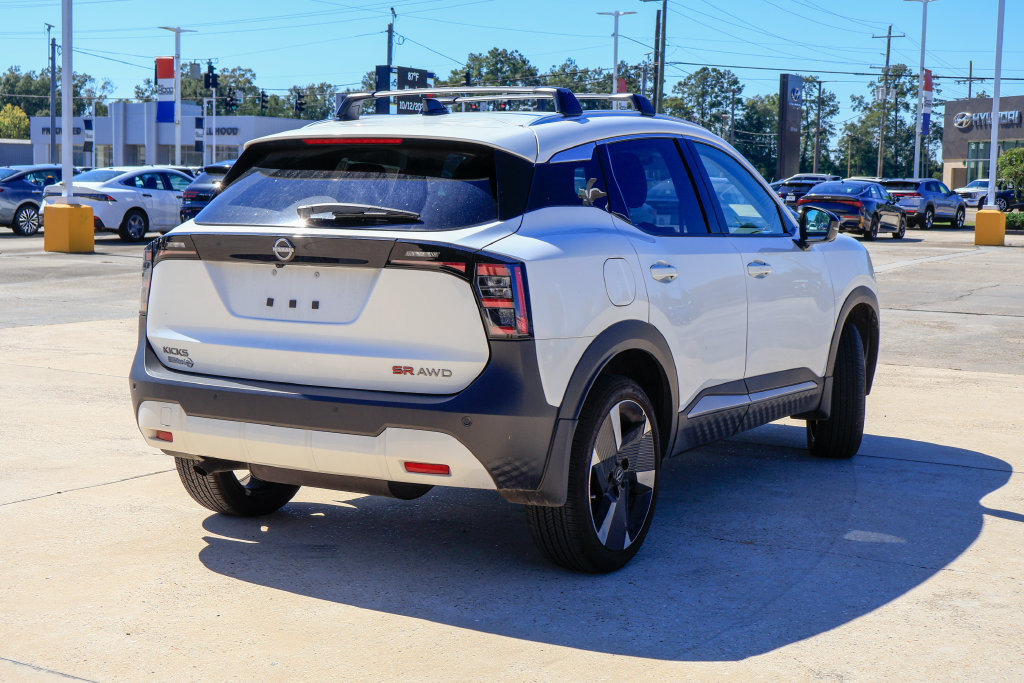 Certified 2026 Nissan Kicks SR w/ Cold Weather Package AWD/4WD image 20