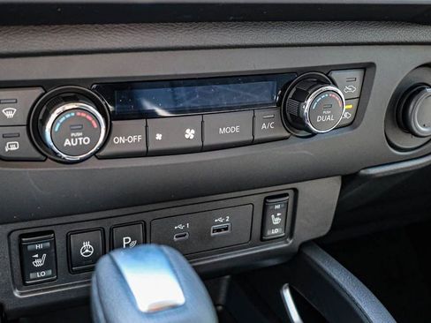 Certified 2025 Nissan Frontier SV w/ SV Convenience Package image 38