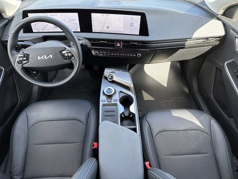 Certified 2024 Kia EV6 Light RWD image 17