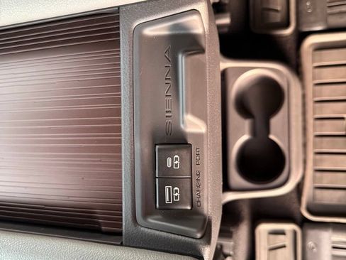 Used 2023 Toyota Sienna XLE w/ XLE Plus Package AWD/4WD image 27