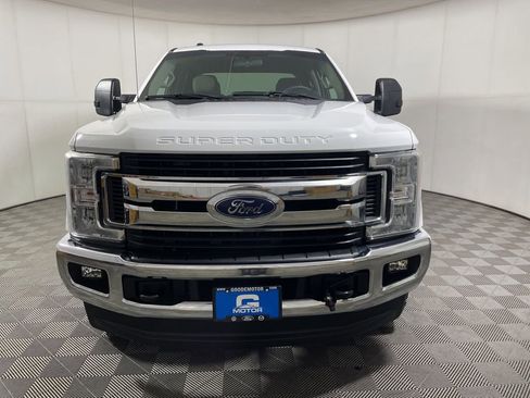 Used 2017 Ford F350 XLT w/ XLT Value Package AWD/4WD image 3
