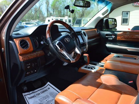 Used 2014 Toyota Tundra 1794 Edition image 15