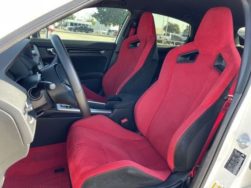 Certified 2024 Honda Civic Type R image 25