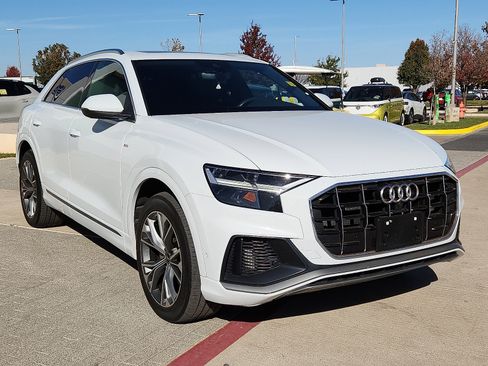 Used 2021 Audi Q8 Premium Plus w/ Premium Plus Package image 5