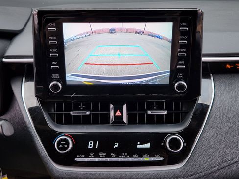 Used 2022 Toyota Corolla SE image 18