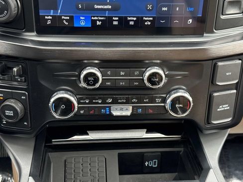 Used 2023 Ford F250 Lariat w/ Lariat Ultimate Package AWD/4WD image 7