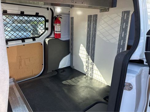 Used 2023 Ford Transit Connect XL image 8