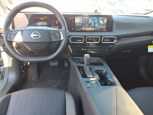 New 2026 Nissan Sentra SR image 9