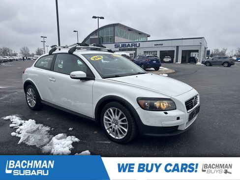 Used 2010 Volvo C30 T5 image 1