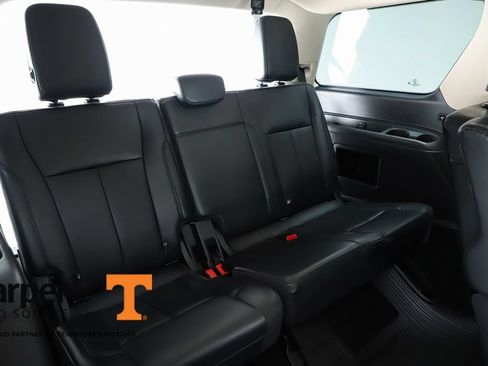 Used 2024 Ford Expedition XLT AWD/4WD image 74