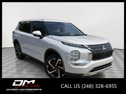 Used 2024 Mitsubishi Outlander SE