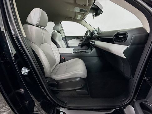 Certified 2023 Honda Pilot LX image 25