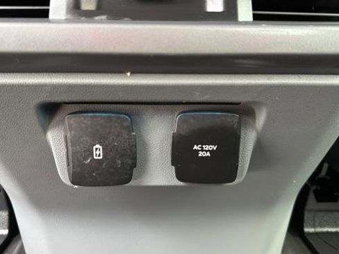 Used 2022 Ford F150 Lightning Pro AWD/4WD image 44