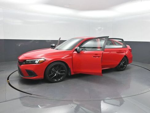 Used 2023 Honda Civic Sport image 35
