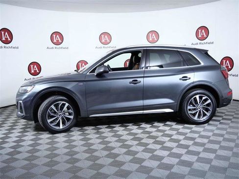 Used 2023 Audi Q5 2.0T Premium Plus w/ Premium Plus Package image 5