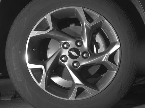 Used 2025 Chevrolet Trax LT FWD image 13