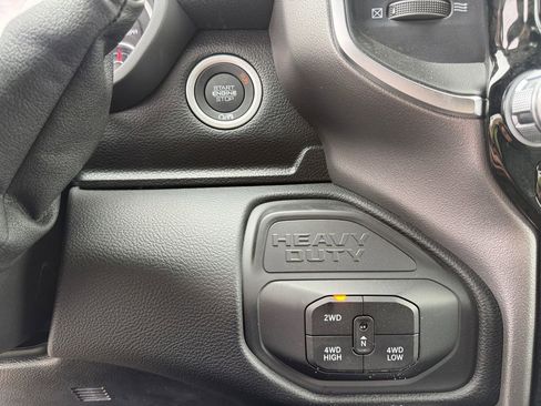 Used 2026 RAM 2500 Big Horn AWD/4WD image 23