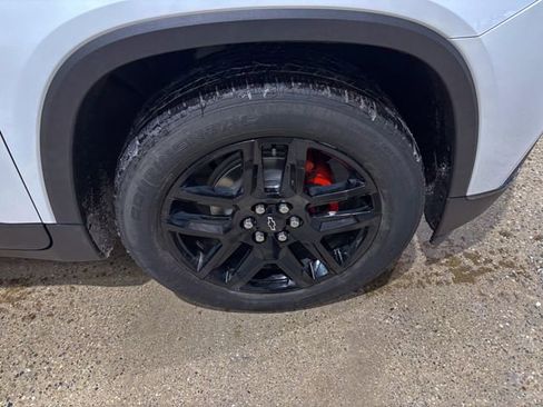 Used 2020 Chevrolet Traverse LT w/ LPO, Midnight Edition image 32