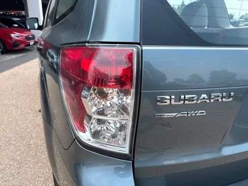 Used 2012 Subaru Forester 2.5X w/ Alloy Wheel Pkg AWD/4WD image 6