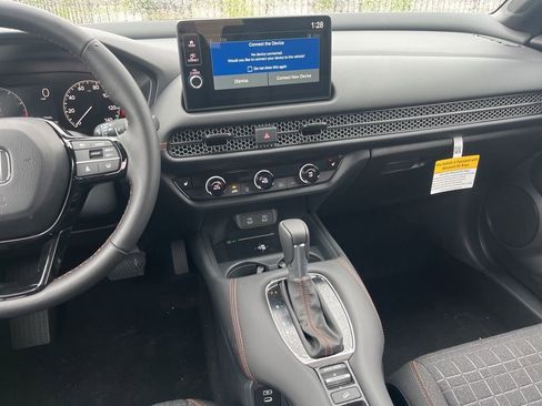 New 2026 Honda HR-V Sport image 9