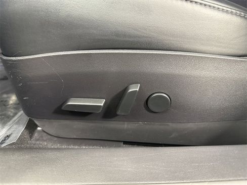 Used 2018 Tesla Model 3 Long Range image 37