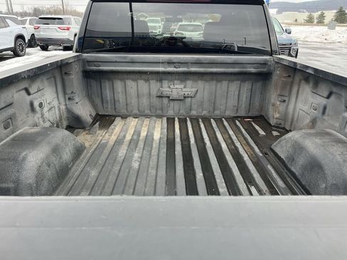 Used 2020 Chevrolet Silverado 1500 Custom Trail Boss image 23