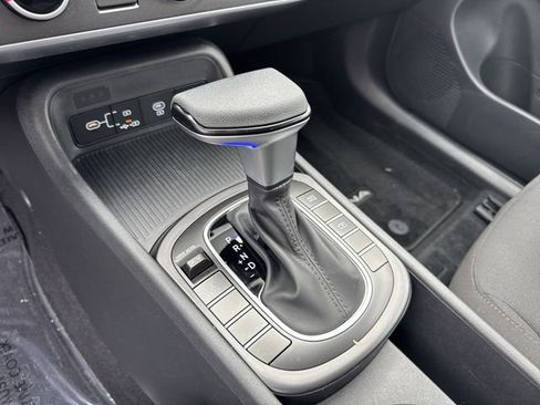 Certified 2024 Hyundai Kona SE AWD/4WD image 31