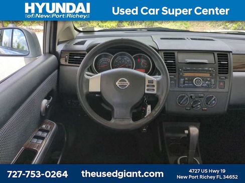 Used 2011 Nissan Versa Sedan FWD image 15