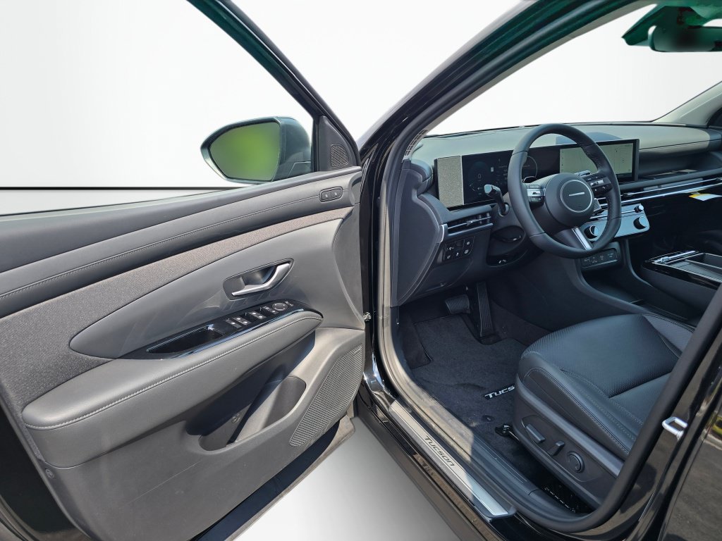 New 2026 Hyundai Tucson Limited AWD/4WD image 32