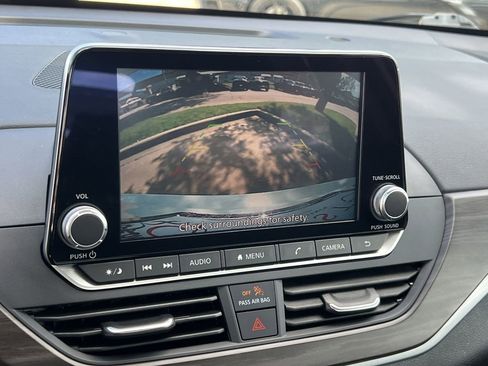 Certified 2025 Nissan Altima 2.5 SV image 15