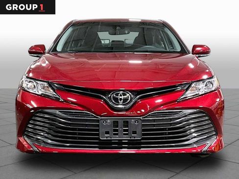 Certified 2018 Toyota Camry LE w/ Convenience Package FWD image 4