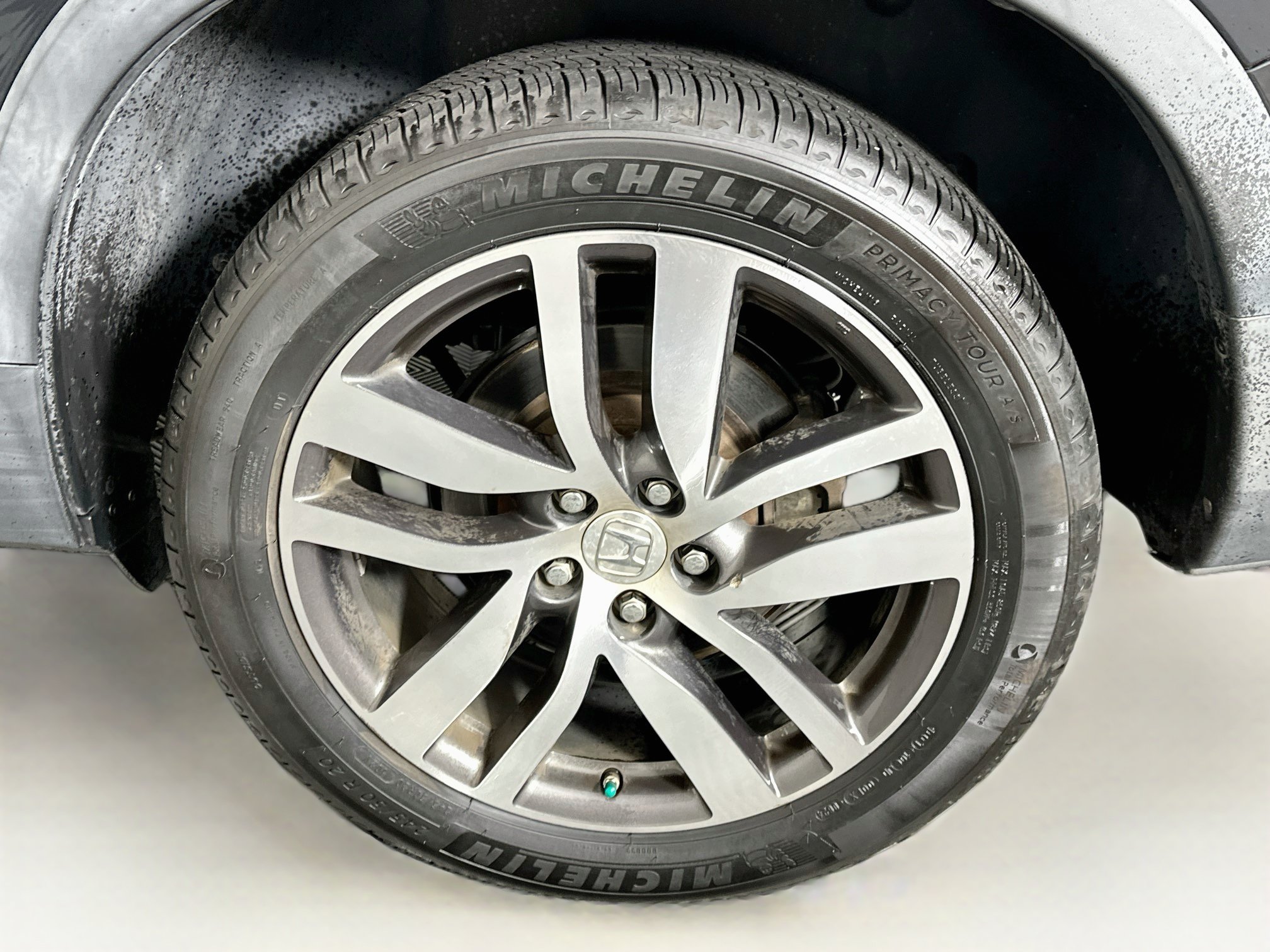 Used 2016 Honda Pilot Touring image 11