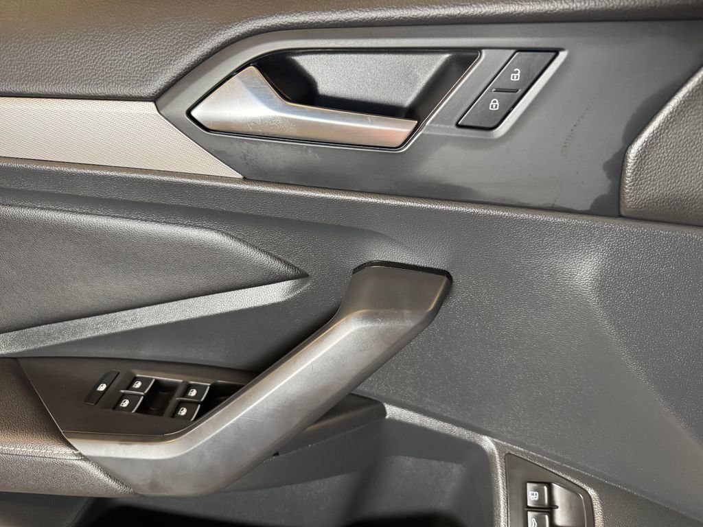 Used 2023 Volkswagen Jetta S FWD image 19