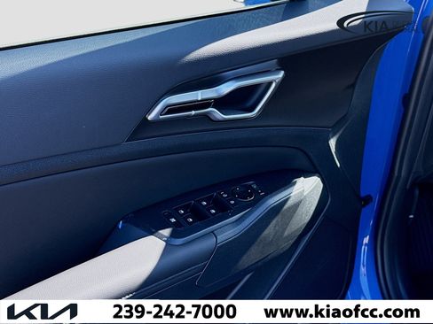 New 2026 Kia Sportage EX image 22