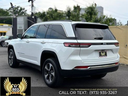 Used 2024 Jeep Grand Cherokee Limited 4xe AWD/4WD image 5