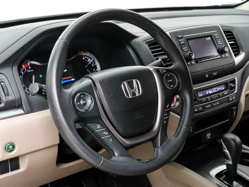Used 2017 Honda Ridgeline RTL image 14