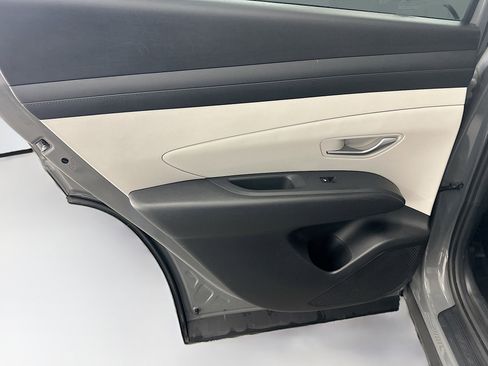 Used 2025 Hyundai Tucson SEL AWD/4WD image 26