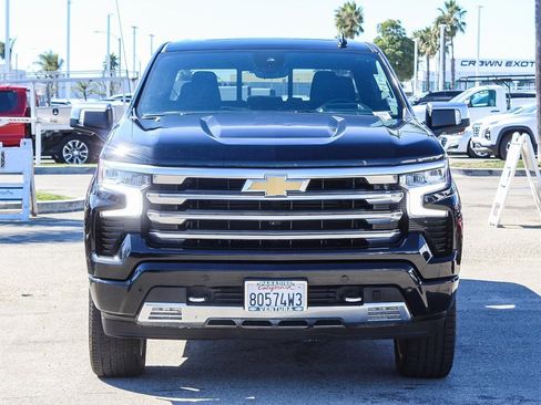 Used 2024 Chevrolet Silverado 1500 High Country w/ High Country Premium Package image 2