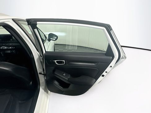 Used 2023 Honda Civic Sport image 27
