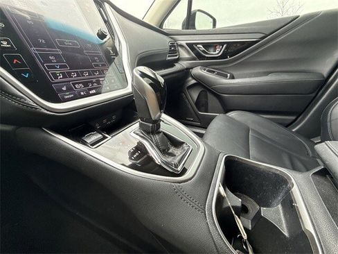 Used 2020 Subaru Outback Limited image 20