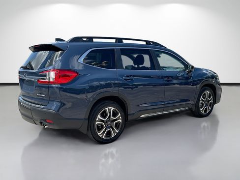 Certified 2024 Subaru Ascent Limited AWD/4WD image 3