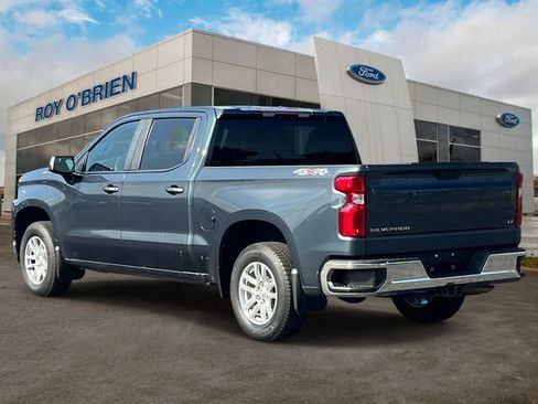 Used 2021 Chevrolet Silverado 1500 LT w/ Bed Protection Package AWD/4WD image 3