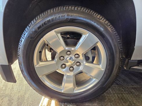 Used 2019 Chevrolet Tahoe LT w/ Luxury Package image 73