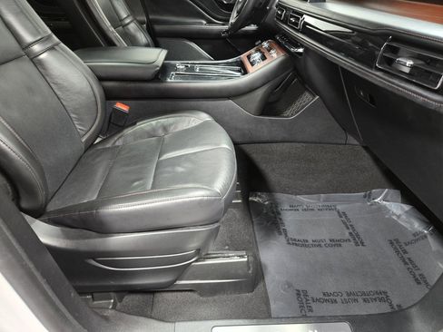 Used 2022 Lincoln Aviator Reserve w/ Equipment Group 201A image 60