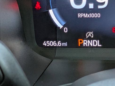 Used 2025 Ford Explorer Active image 25