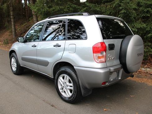 Used 2002 Toyota RAV4 4WD image 4