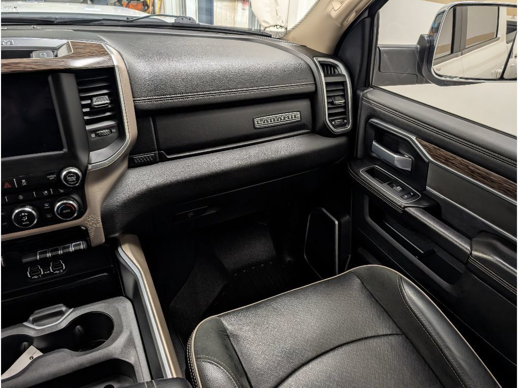 Used 2021 RAM 3500 Laramie AWD/4WD image 14