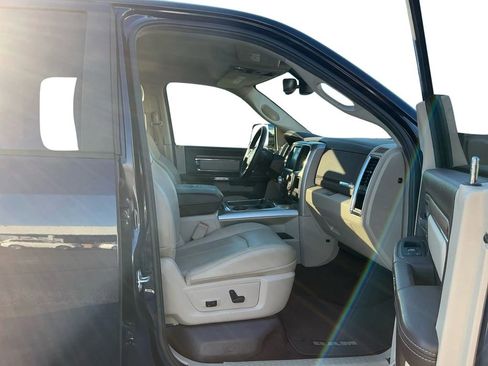 Used 2017 RAM 1500 Laramie w/ Convenience Group image 22